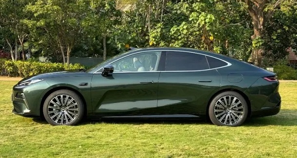 Galaxy-Starshine-8 Galaxy-Starshine-8